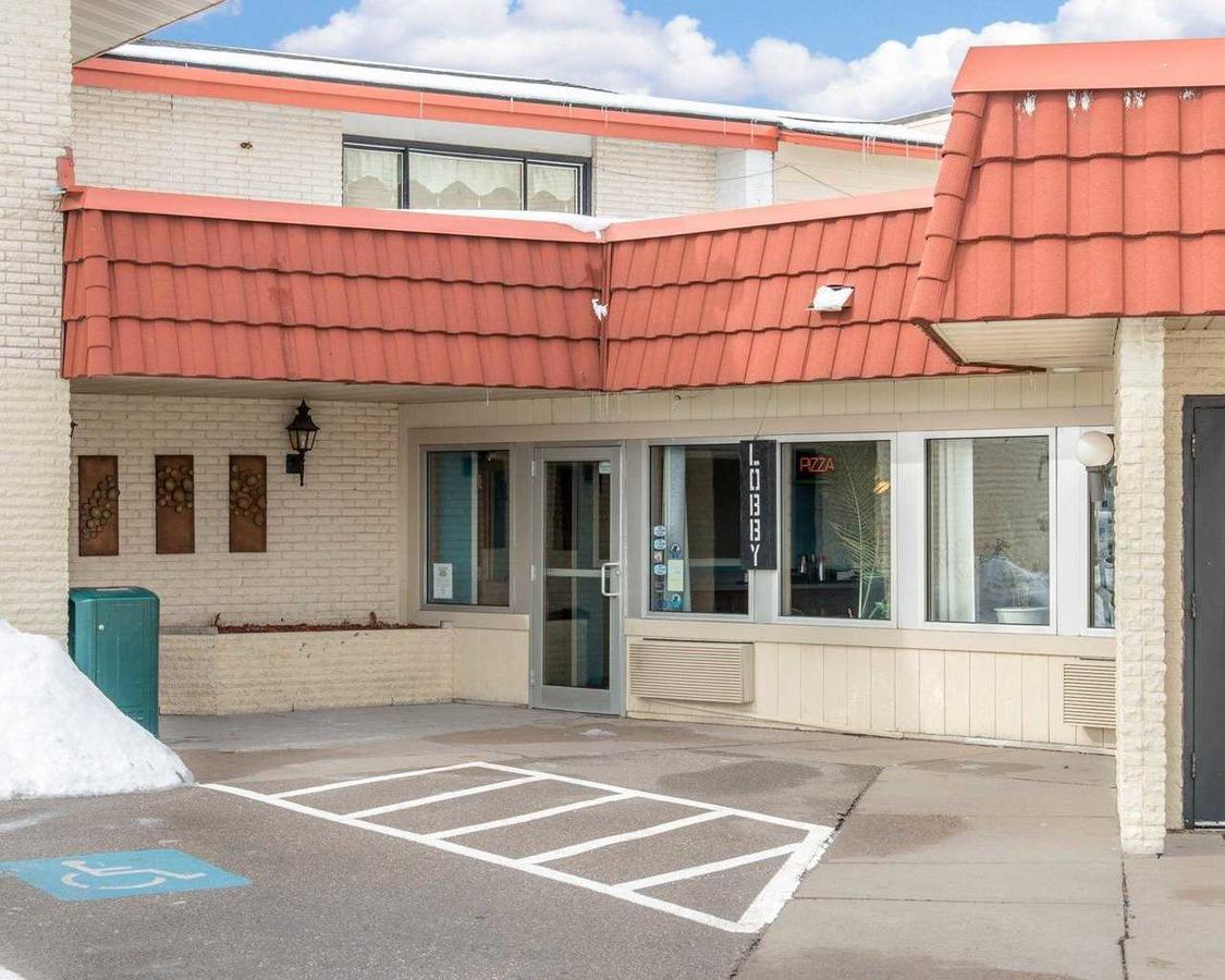 Regency Inn And Suites Eau Claire Dış mekan fotoğraf