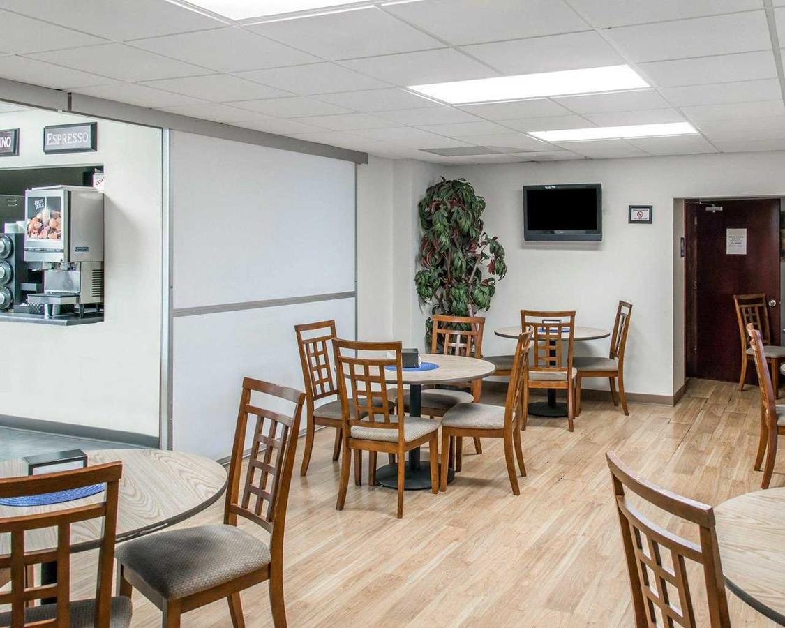 Regency Inn And Suites Eau Claire Dış mekan fotoğraf