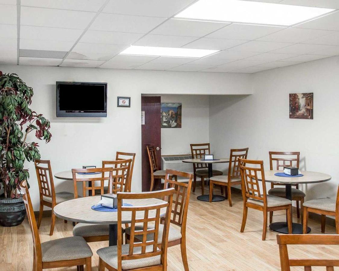 Regency Inn And Suites Eau Claire Dış mekan fotoğraf