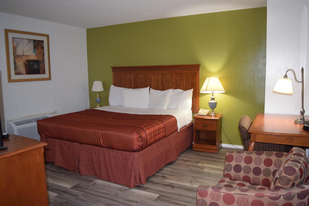 Regency Inn And Suites Eau Claire Dış mekan fotoğraf