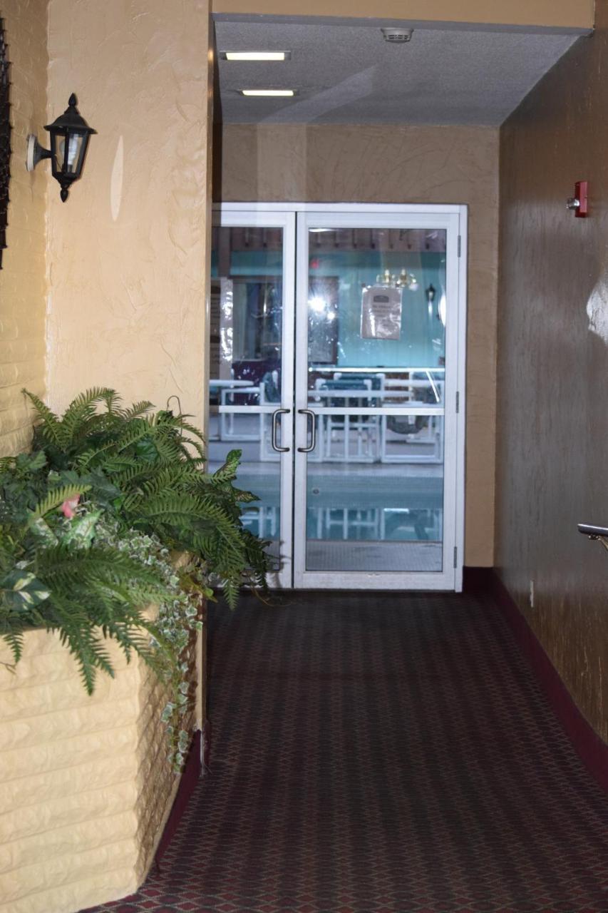 Regency Inn And Suites Eau Claire Dış mekan fotoğraf