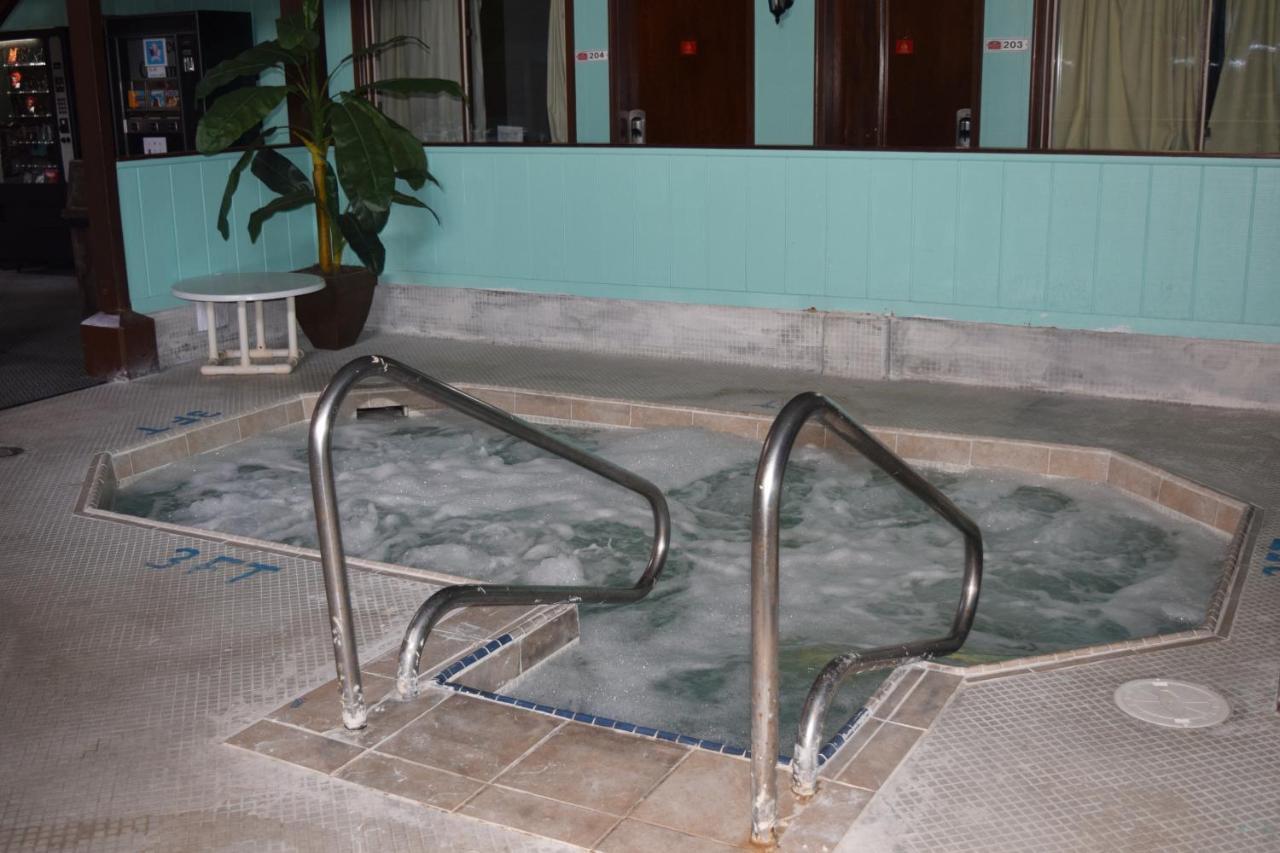 Regency Inn And Suites Eau Claire Dış mekan fotoğraf