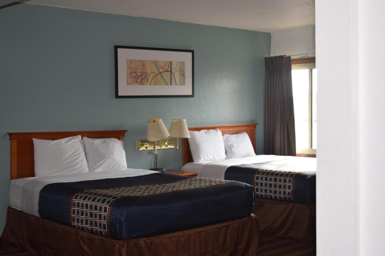 Regency Inn And Suites Eau Claire Dış mekan fotoğraf